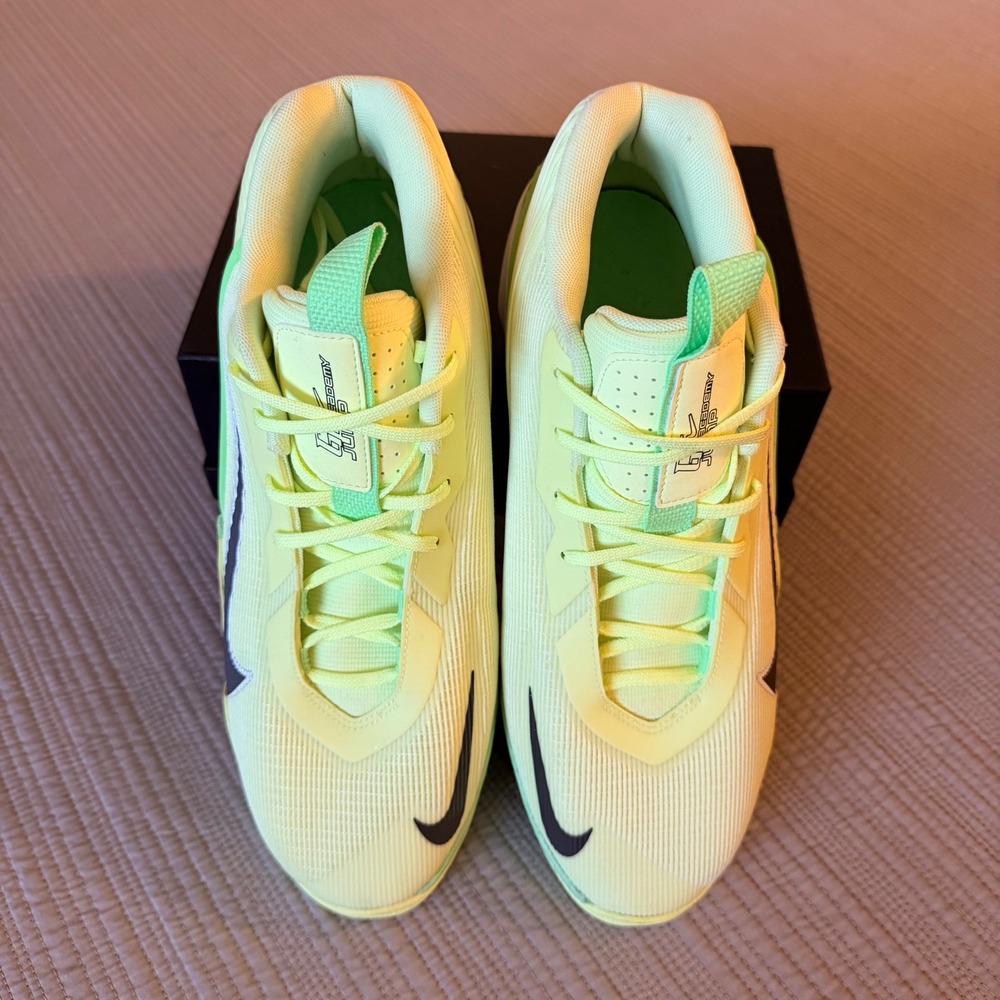 Nike Air Zoom GT Jump Academy Mens Basketball Shoes Volt Green Size 12